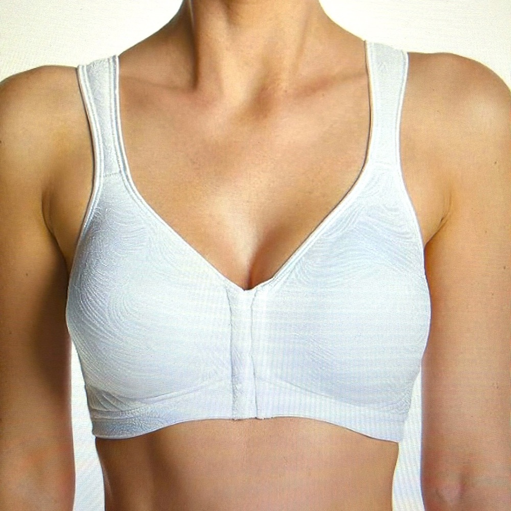 Playtex 18 Hour Front Close Wirefree Bra - White